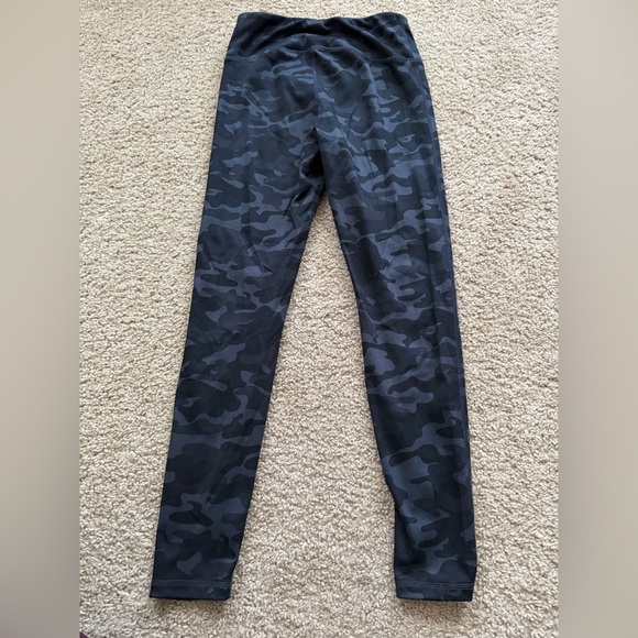 Camo Leggings - Picture 2 of 6